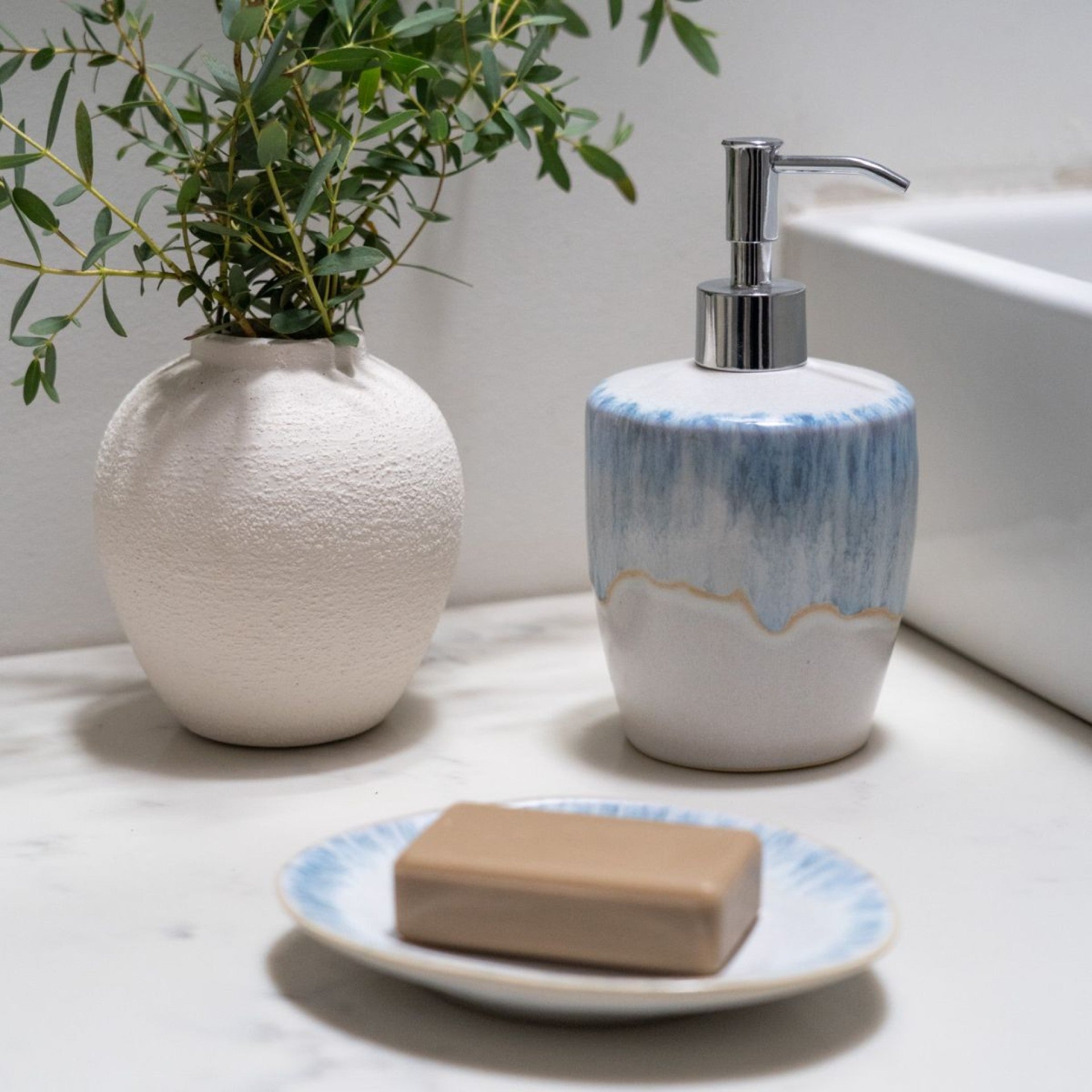 Brisa Bath Utensils