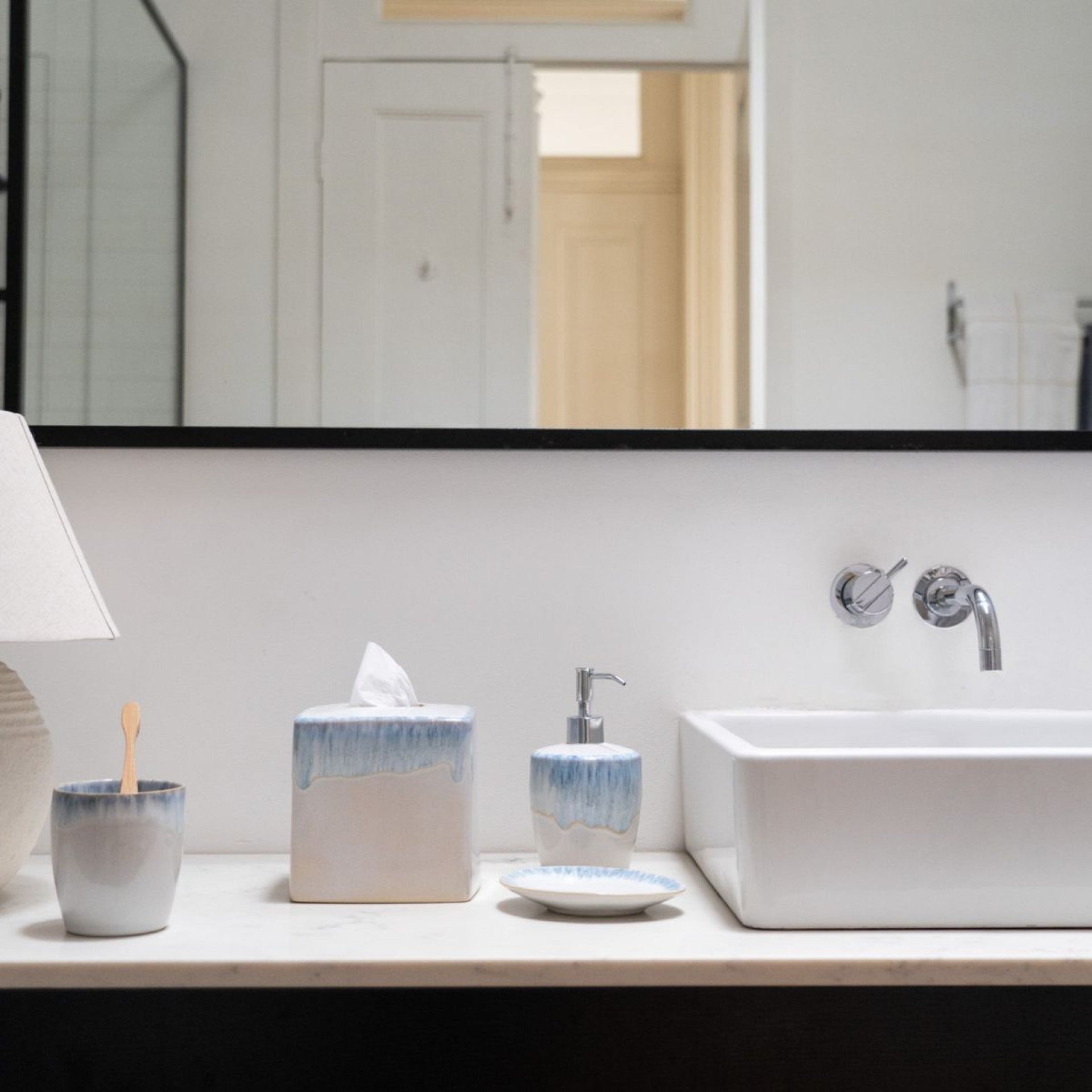 Brisa Bath Utensils