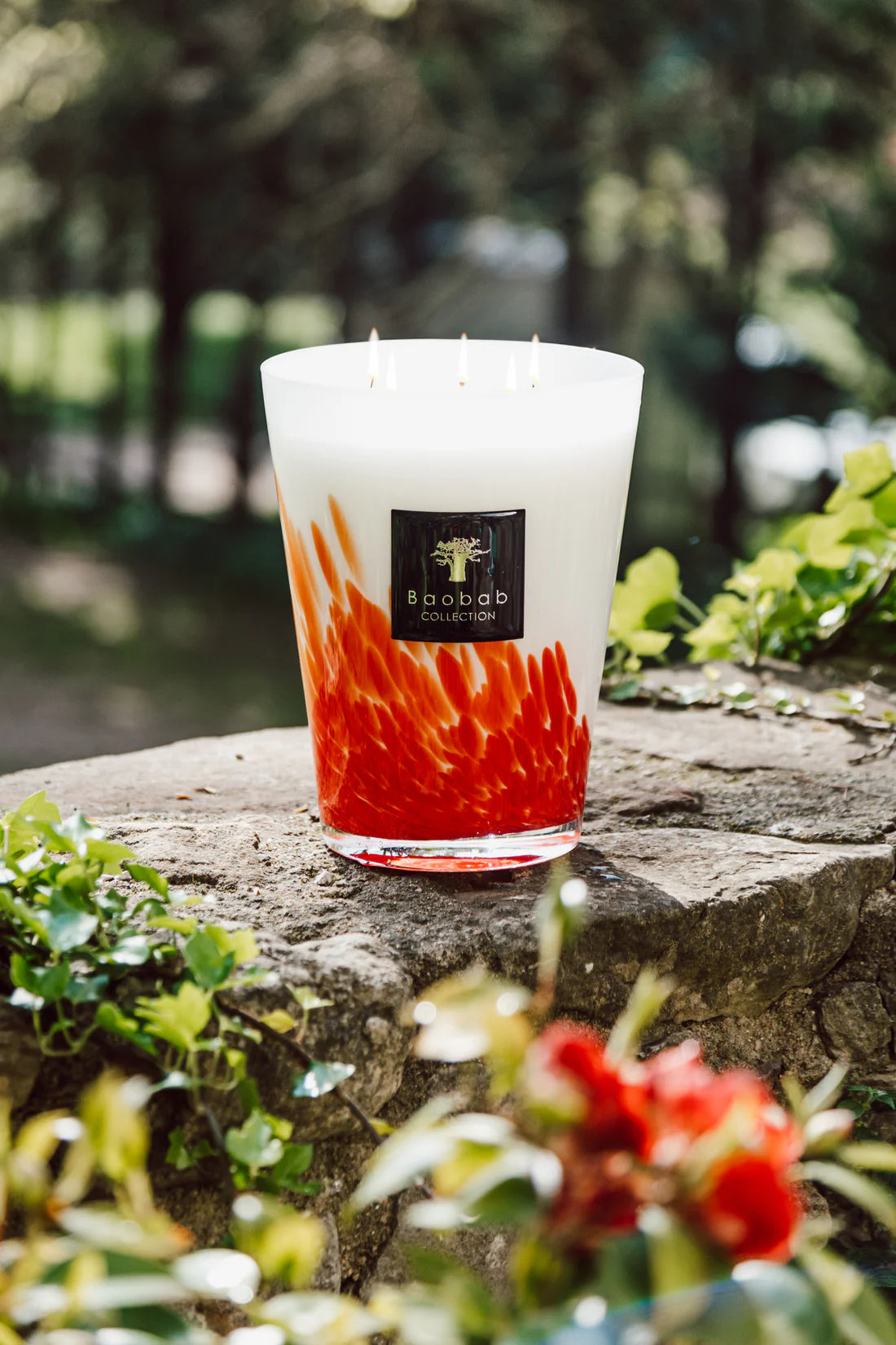 Feathers Masaai Candle