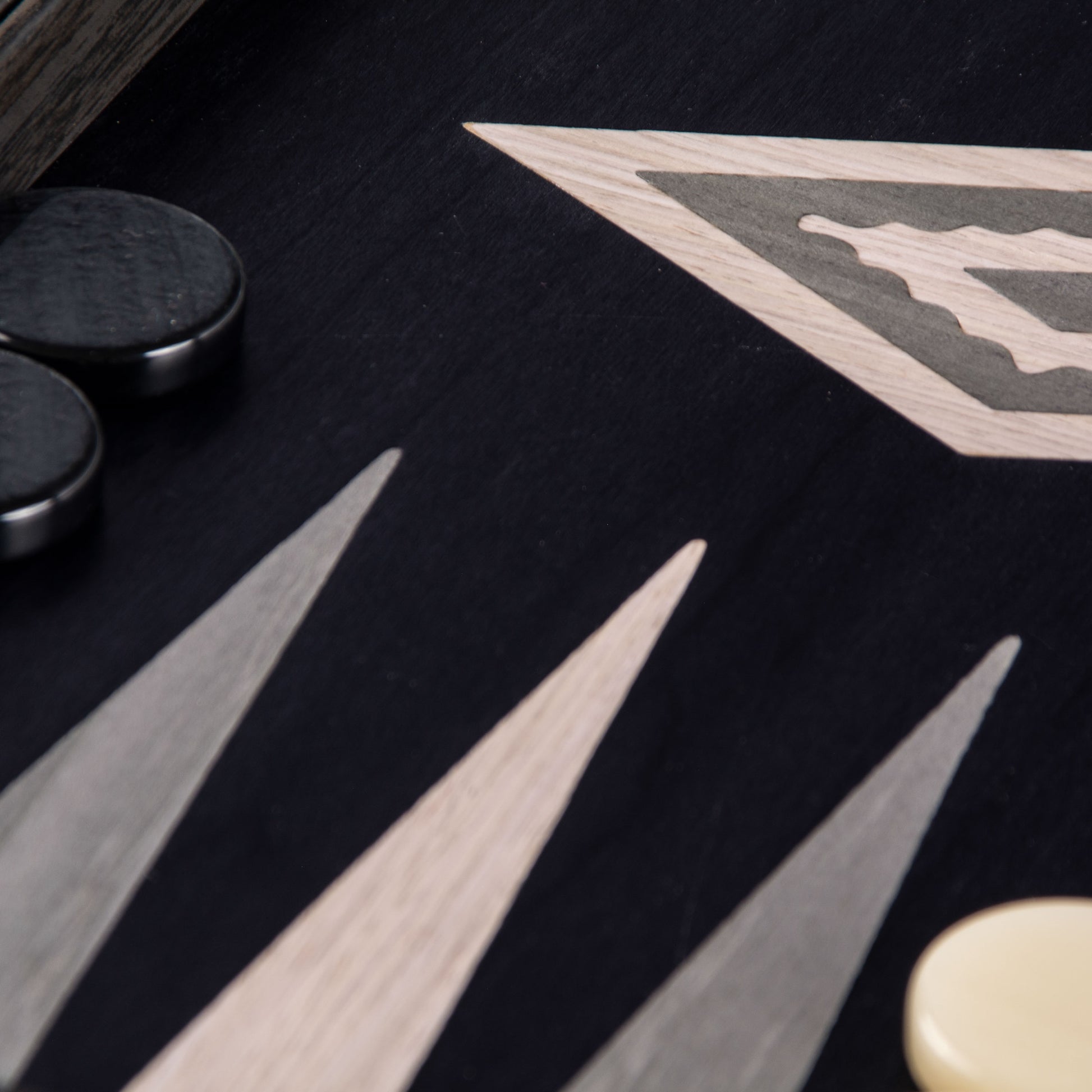 Premium Handcrafted Pearly Grey Vavona Backgammon