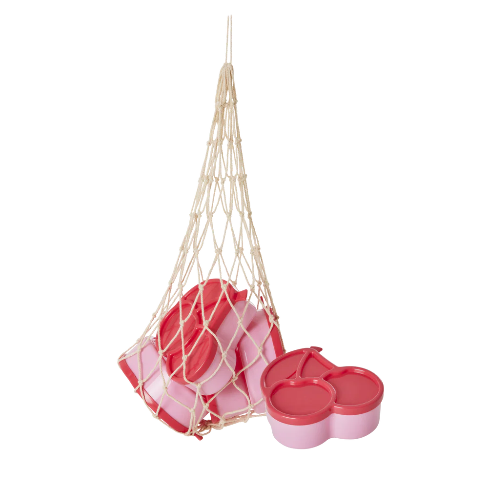Plastic Food Keepers (set of 4)