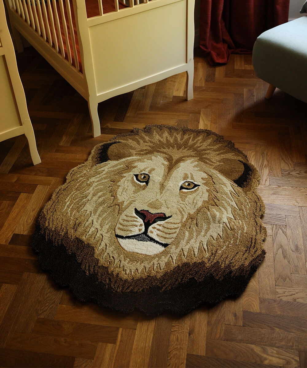 Hand-Tufted Ari Lion Head Rug