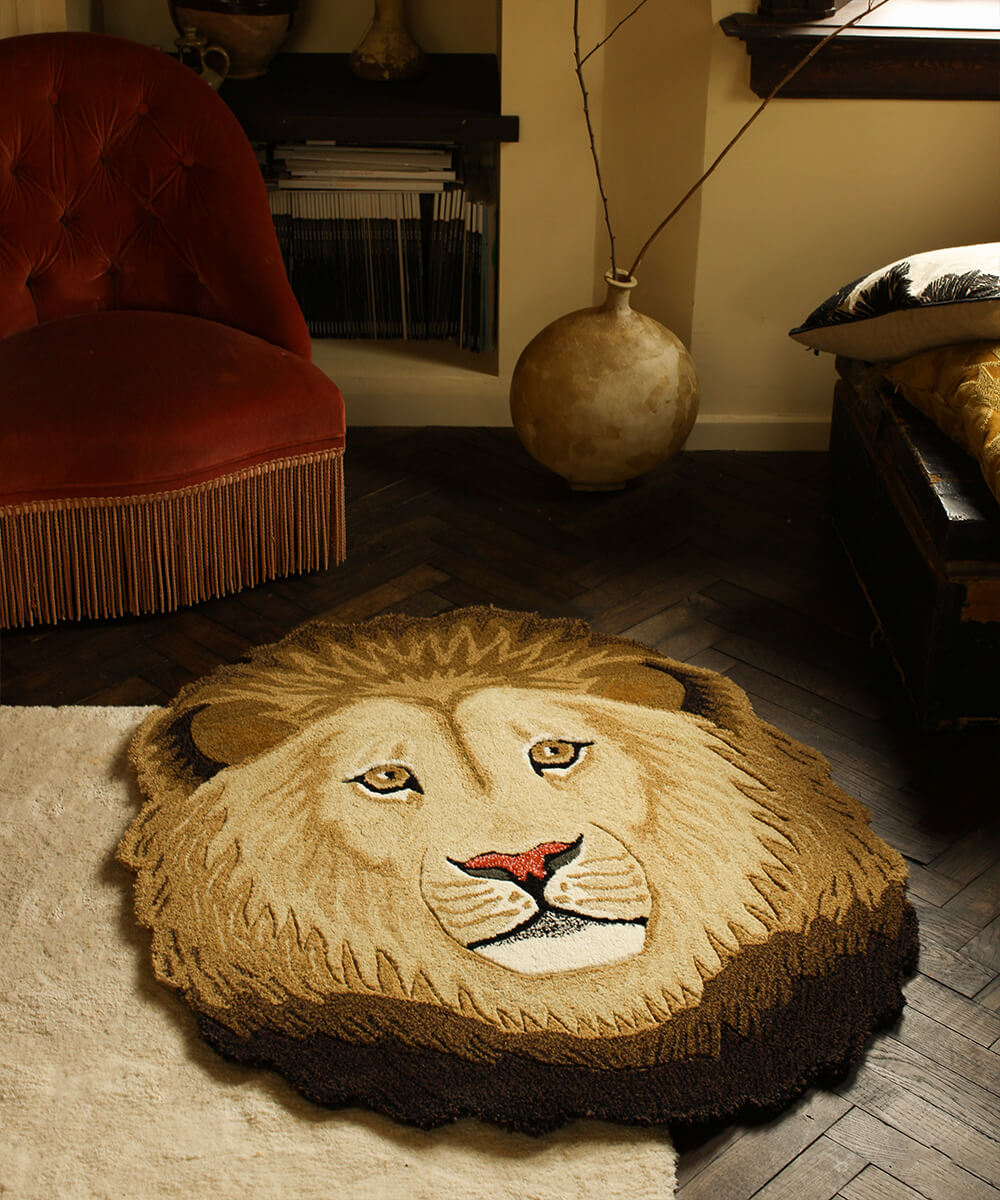 Hand-Tufted Ari Lion Head Rug