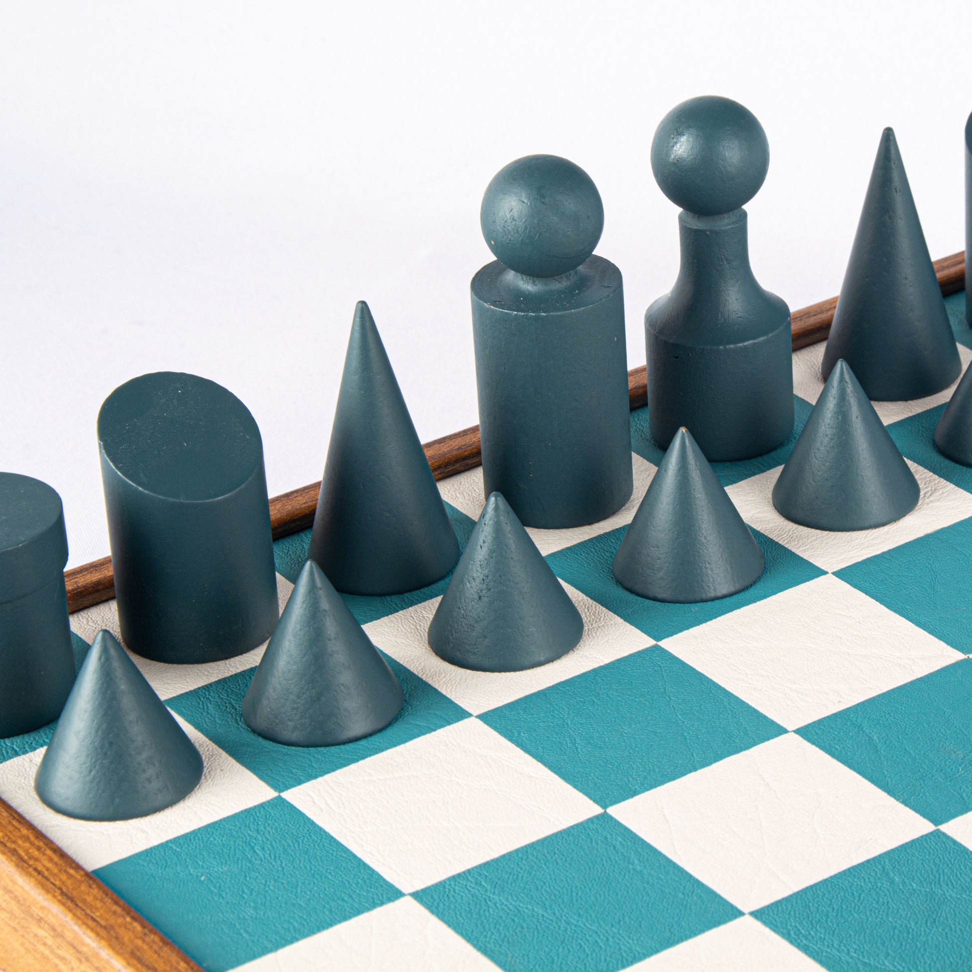 Bauhaus Style Chess Set