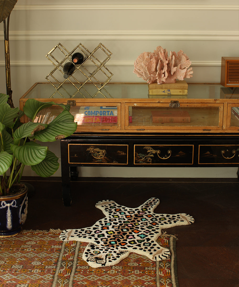 Hand-Tufted Disco Leopard Rug