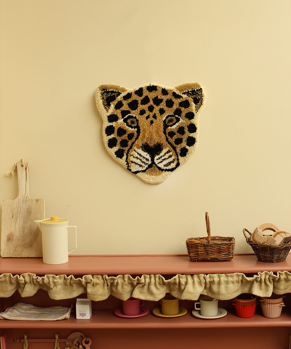 Hand-Tufted Loony Leopard Head Rug