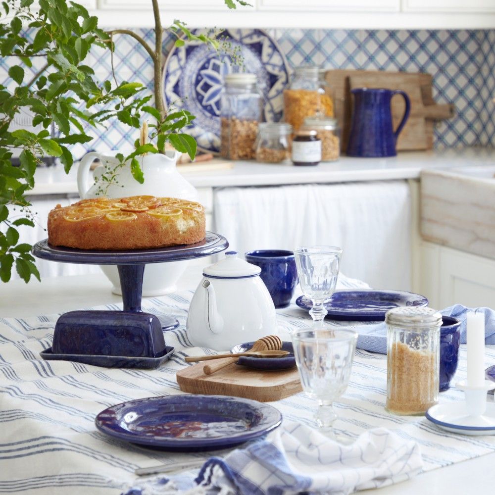 Casafina Abbey Cake Stand