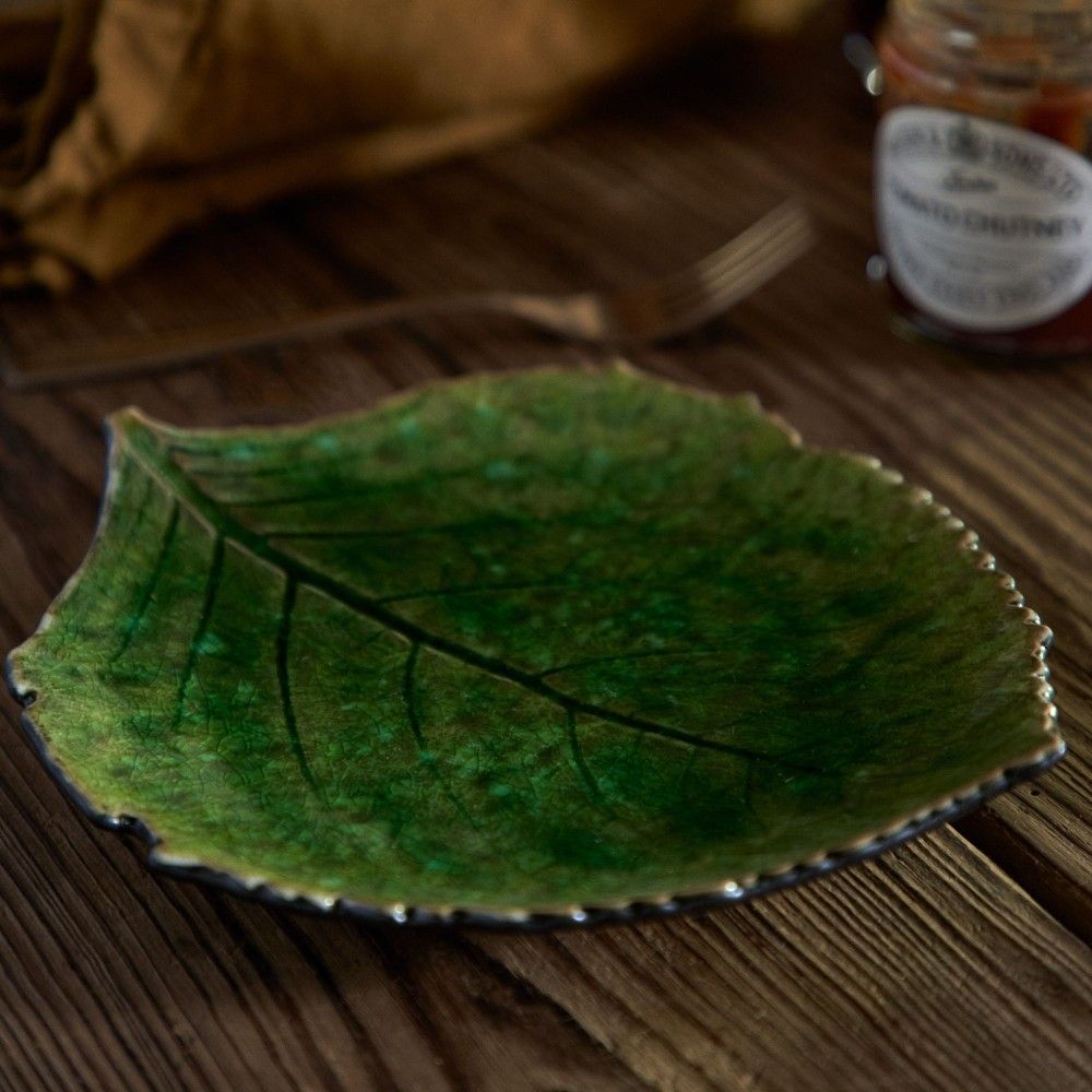 Riviera Hydrangea Leaf Plate