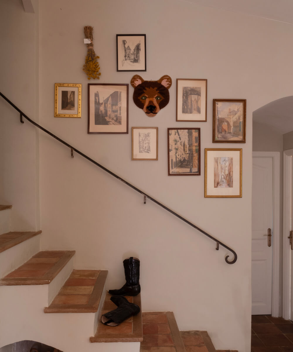 Hand-Tufted Archie Check Bear Head Rug