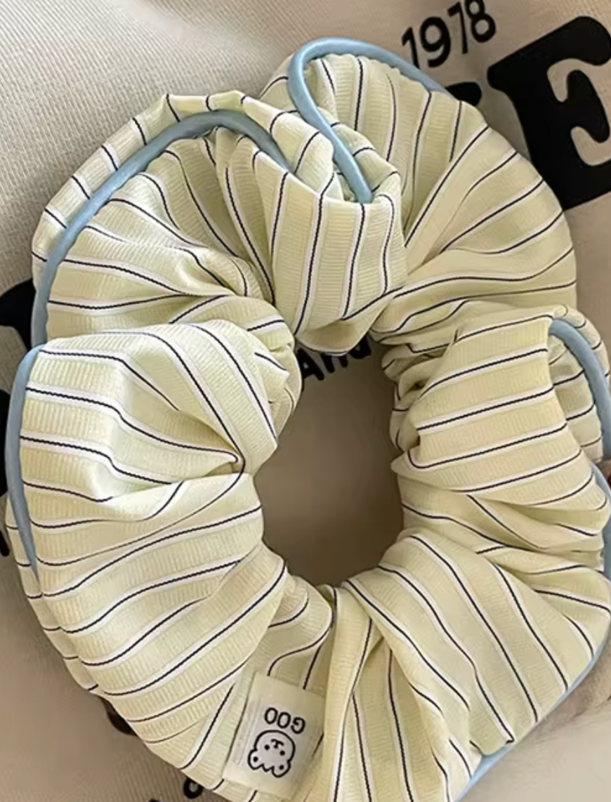 Sweet Cream Summer Scrunches Striped Fabric