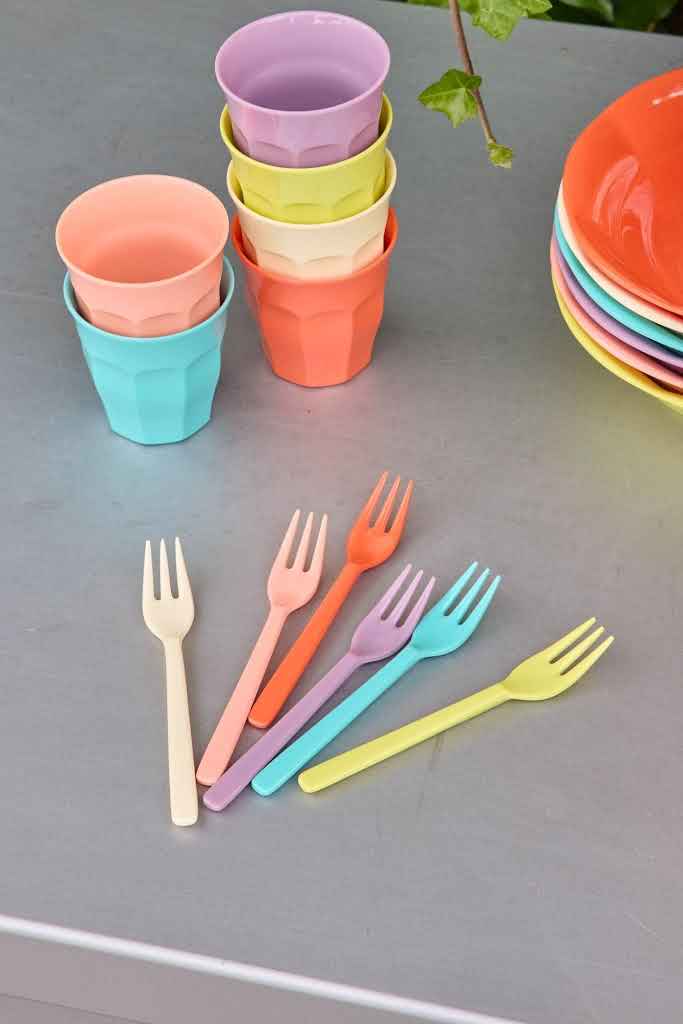 Melamine Glory Days Colors Set