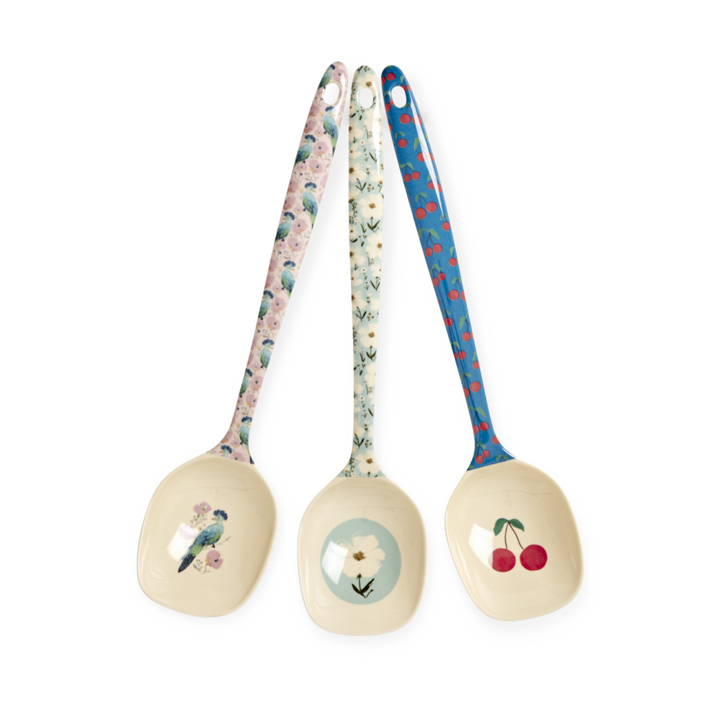 Melamine Show Your True Colors Set